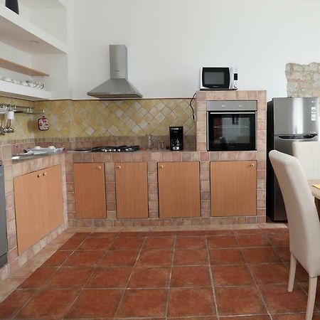 Apartman Cinkopan Pula Exterior foto