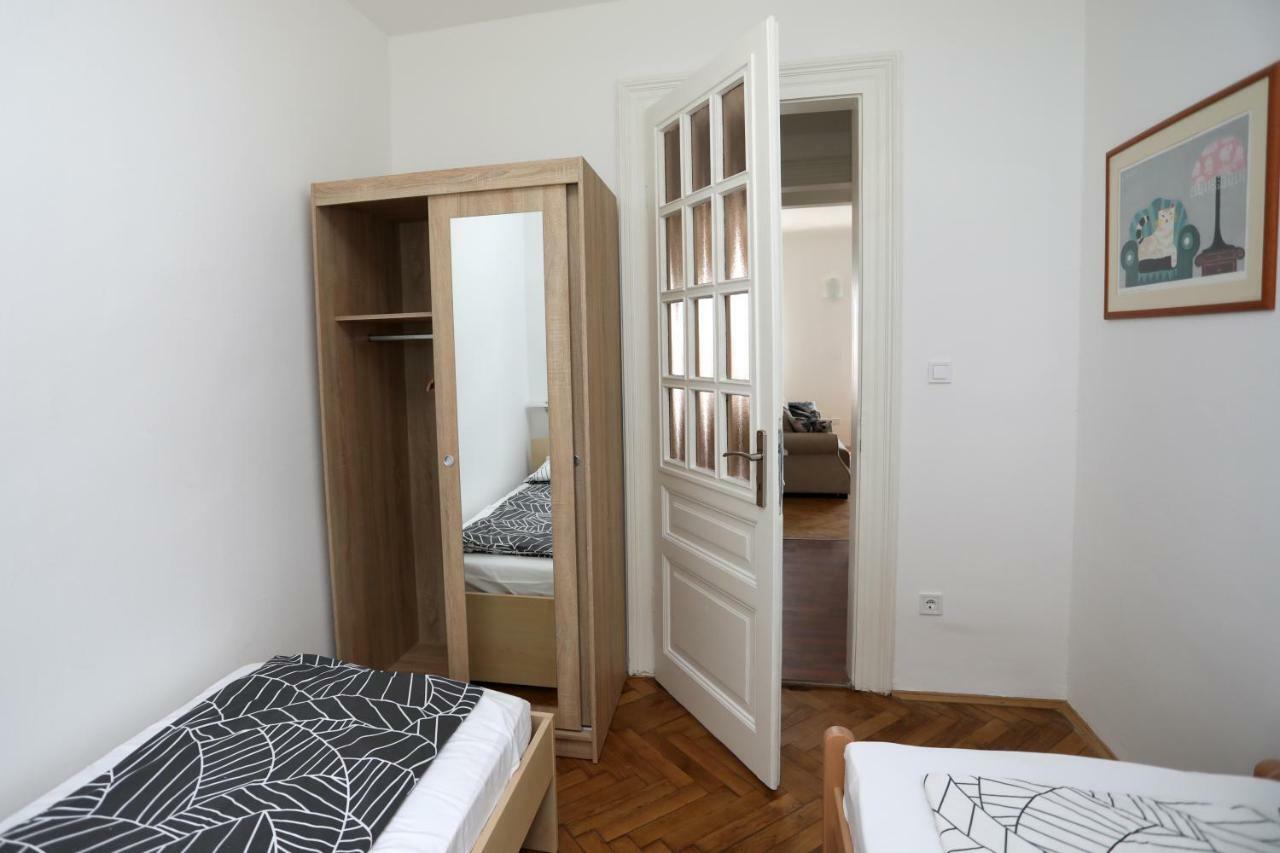 Apartman Cinkopan Pula Exterior foto